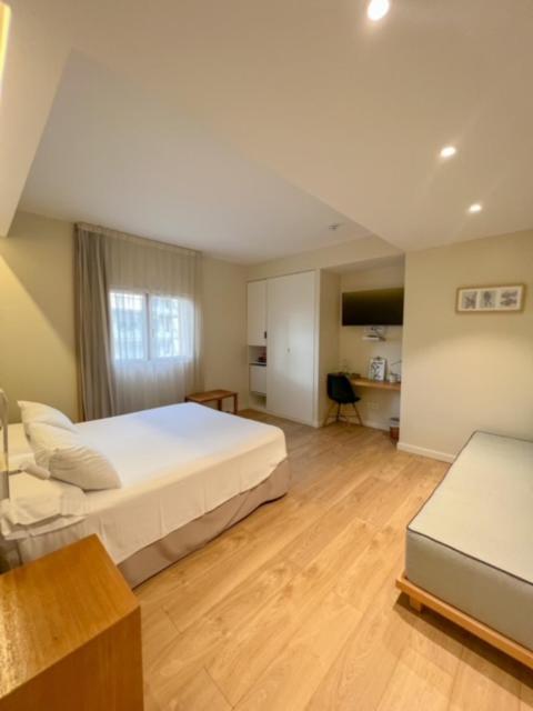 Hotel & Apartaments Thalassa Sport & Spa Roses Buitenkant foto