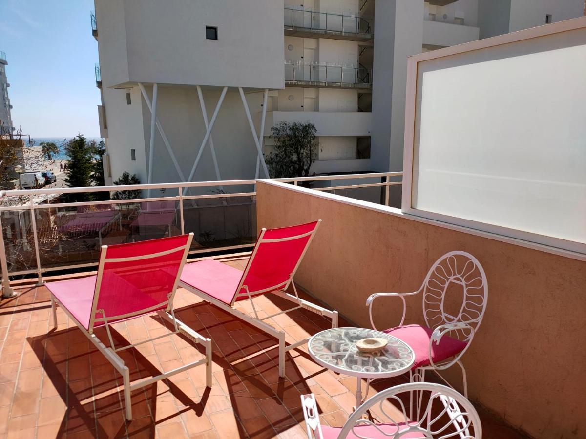 Hotel & Apartaments Thalassa Sport & Spa Roses Buitenkant foto