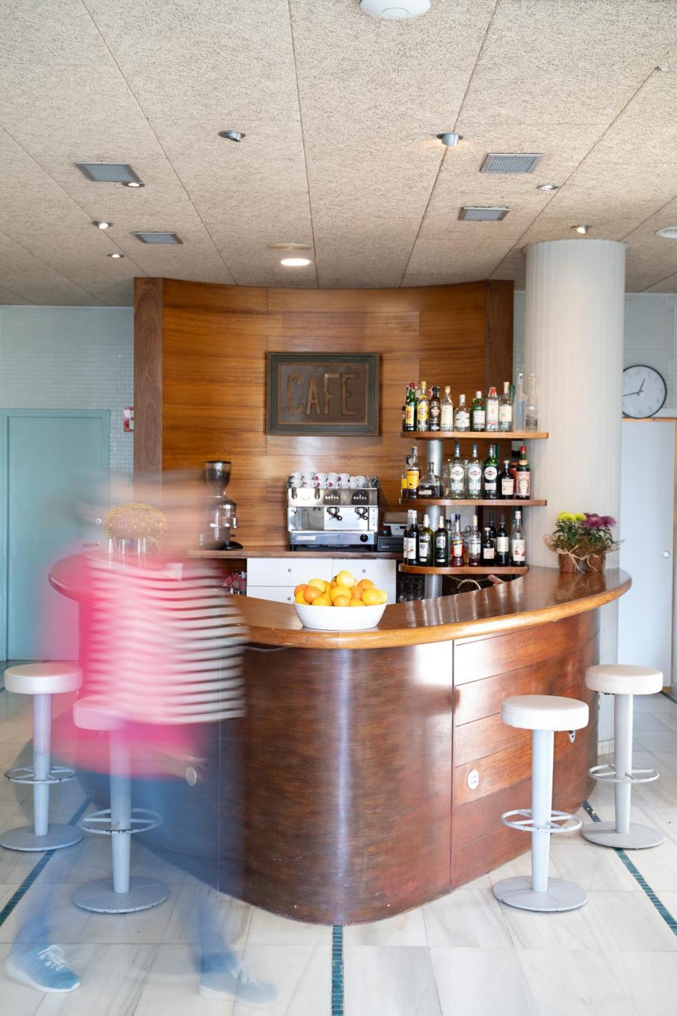 Hotel & Apartaments Thalassa Sport & Spa Roses Buitenkant foto
