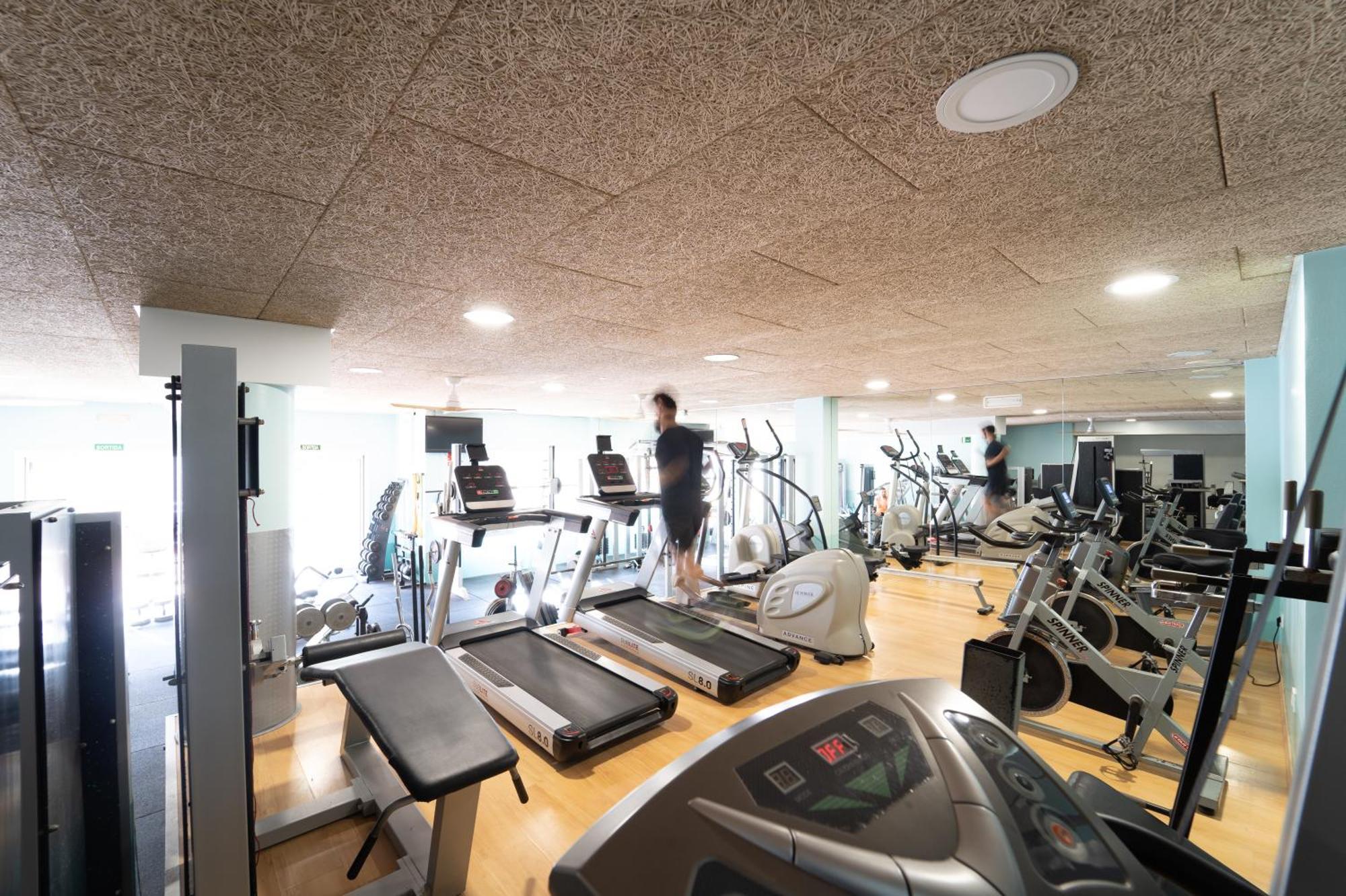 Hotel & Apartaments Thalassa Sport & Spa Roses Buitenkant foto