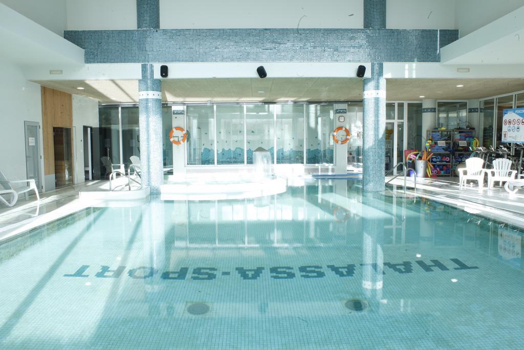 Hotel & Apartaments Thalassa Sport & Spa Roses Buitenkant foto