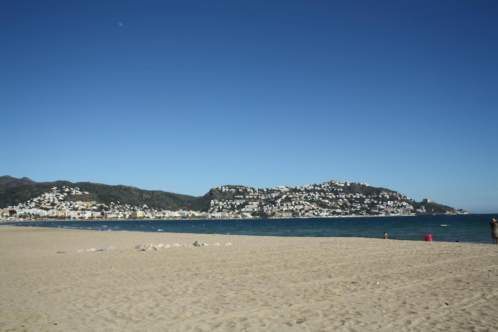 Hotel & Apartaments Thalassa Sport & Spa Roses Buitenkant foto