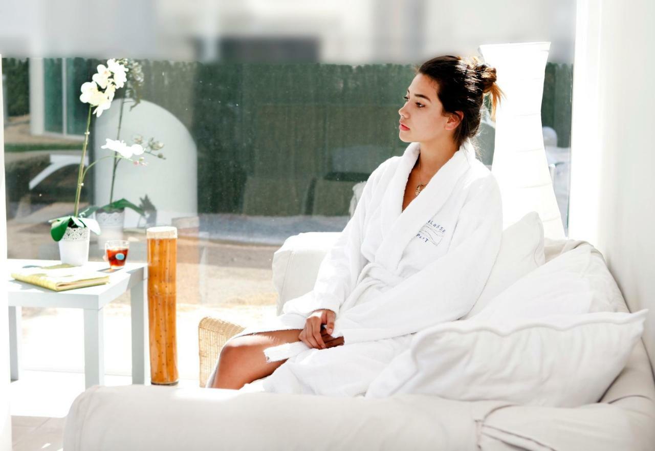 Hotel & Apartaments Thalassa Sport & Spa Roses Buitenkant foto